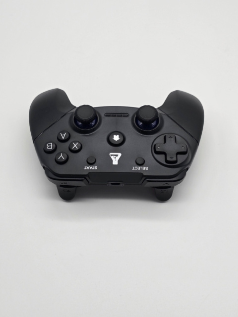 Pad Bezprzewodowy The G-Lab do gier PC i PS3 z wbudowanymi wibracjami Pad Bezprzewodowy The G-Lab do gier PC i PS3 z wbudowanymi wibracjami