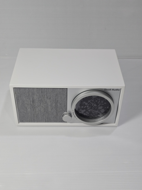 Tivoli Audio Model One Digital+ Radio FM DAB+ WiFi Bluetooth Tivoli Audio Model One Digital+ Radio FM DAB+ WiFi Bluetooth