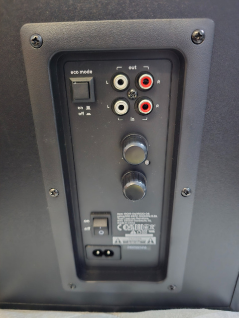 Głośniki komputerowe 2.1 SUBWOOFER XL 120W Trust Głośniki komputerowe 2.1 SUBWOOFER XL 120W Trust