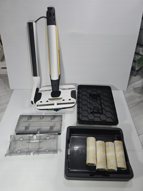 Odkurzacz pionowy Kärcher bezprzewodowy mop elekt. FC 7 Cordless Extra Odkurzacz pionowy Kärcher bezprzewodowy mop elekt. FC 7 Cordless Extra