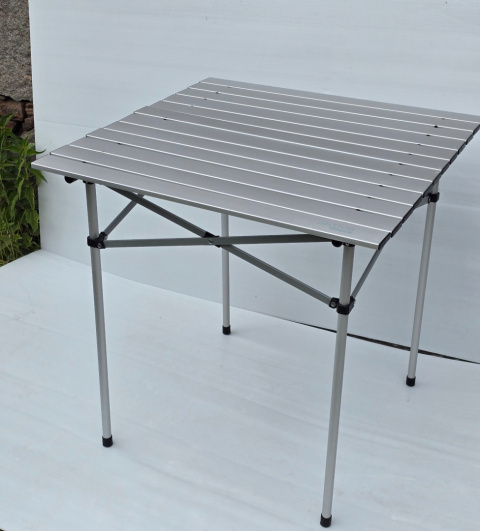 Aktive Camping Aluminiowy składany stół kempingowy 70x70x70cm. Aktive Camping Aluminiowy składany stół kempingowy 70x70x70cm.