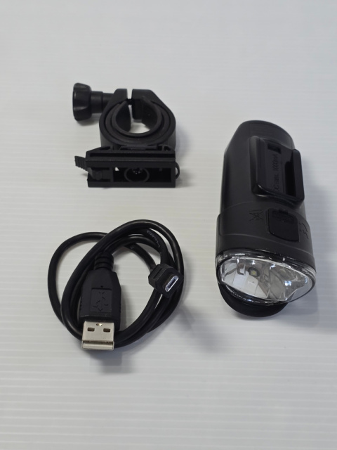 DANSI Przednia lampa rowerowa LED, 60/30/15 luksów