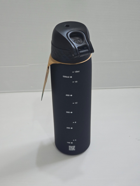 ION8 bidon butelka na wodę EKO bez BPA 500 ml. czarny One Touch ION8 bidon butelka na wodę EKO bez BPA 500 ml. czarny One Touch
