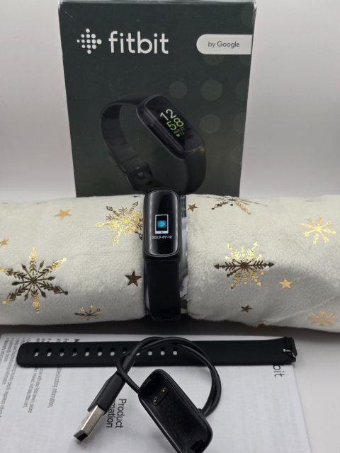 Smartband Fitbit Inspire 3 czarny Tracker aktywność fitness Smartband Fitbit Inspire 3 czarny Tracker aktywność fitness