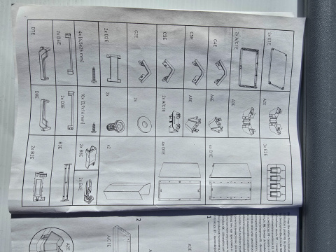 Wysoka Szafa z Półkami Stilo- 3 Regulowane Półki, Solidna Konstrukcja Wysoka Szafa z Półkami Stilo- 3 Regulowane Półki, Solidna Konstrukcja