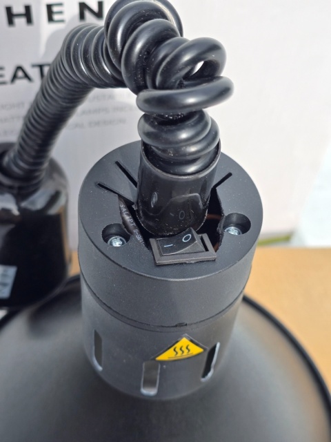 Hendi Lampa do podgrzewania potraw wisząca 250 W Hendi Lampa do podgrzewania potraw wisząca 250 W