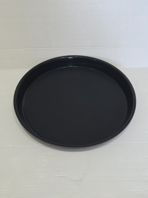 Taca kelnerska antypoślizgowa odporna okrągła z rantem śr. 32cm czarna Taca kelnerska antypoślizgowa odporna okrągła z rantem śr. 32cm czarna